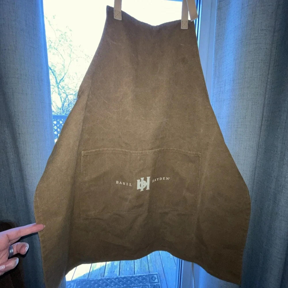Basil Hayden Bourbon Canvas & Leather Apron BBQ Barmaster Drink Smart Rare New